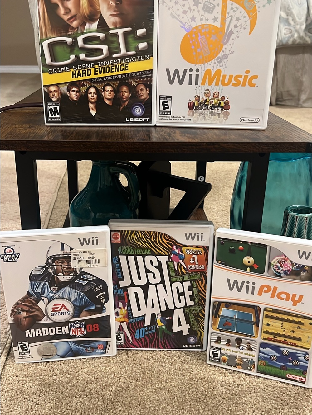Nintendo Wii Games Bundle - White & Multicolor Cases